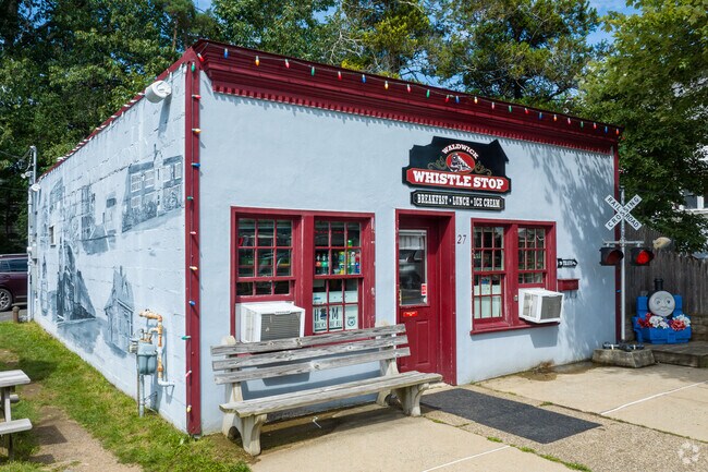 Waldwick Whistle Stop is known for its ice cream.