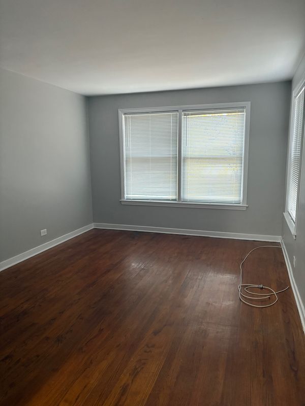 4957 Hull St, Skokie, IL 60077 - photo 3