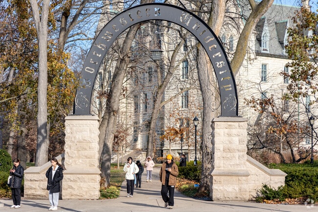 Northwestern University in Downtown Evanston is ranked a top 10 school.
