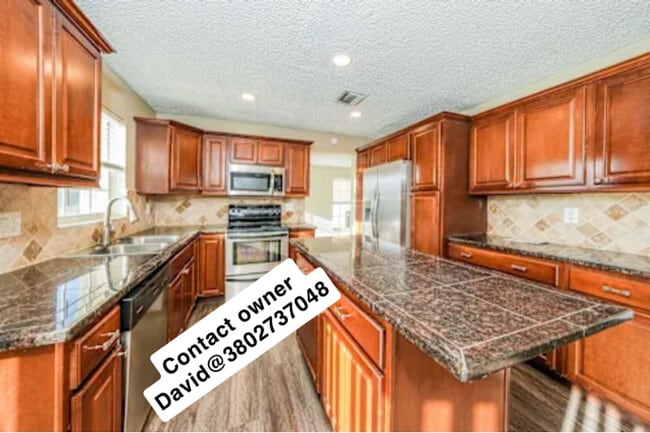 215442 Middletown Dr, Boca Raton, FL 33428 - photo 2