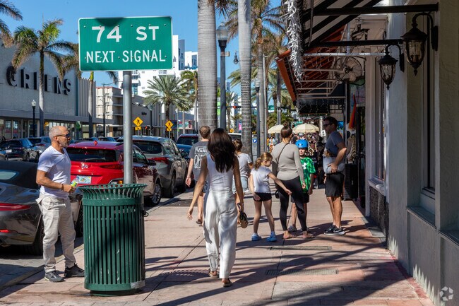Biscayne Point is a few blocks away from the restaurants and shops on Collins Ave.
