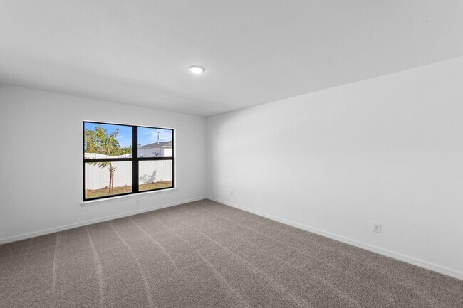 530 Chiquita Blvd N unit 38409677, Cape Coral, FL 33993 - photo 7