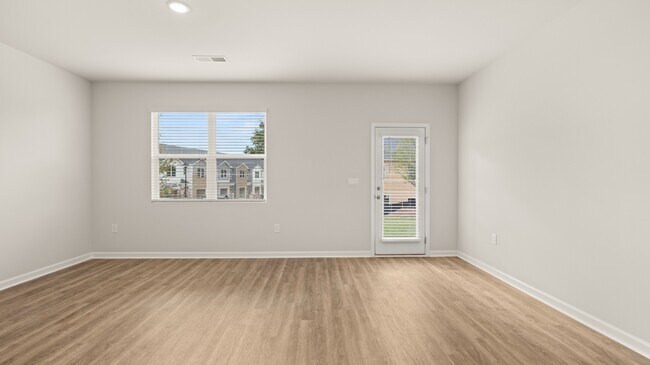 128 Kenmore Cir, Perry, GA 31069 - photo 5