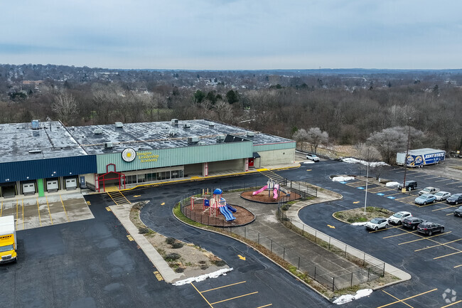 Children in XXX can attend Imagine Akron Academy.