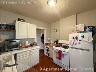 9 Eustis St Unit 1R, Cambridge, MA 02140