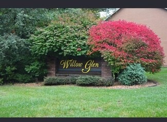 5740 Willow Trail, Shoreview, MN 55126