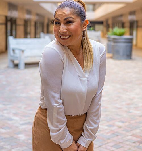 Mayra Cruz
