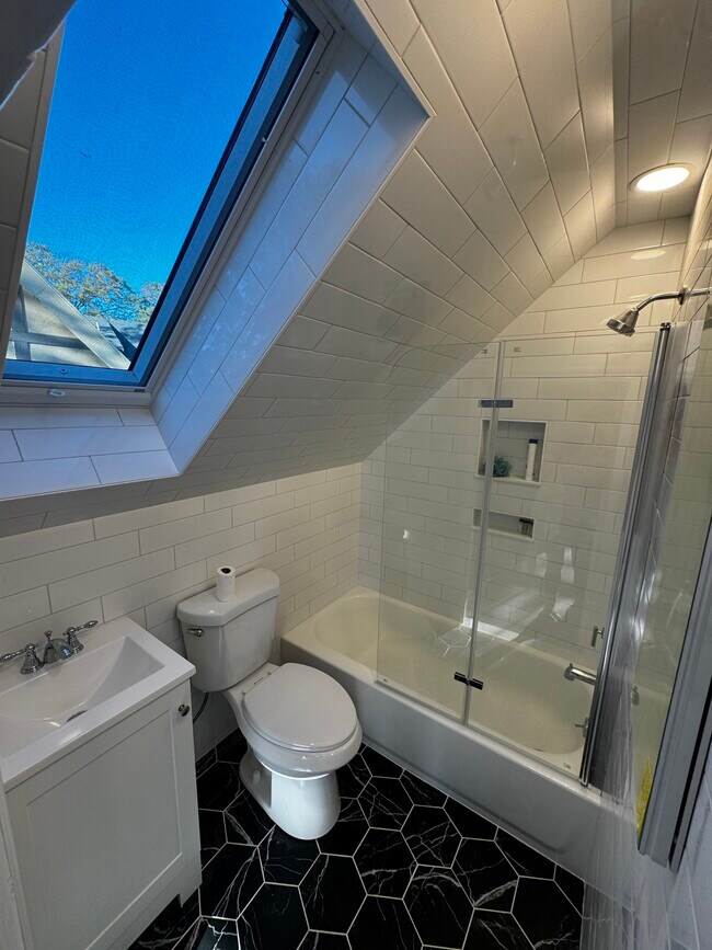 47 Kilsyth Rd unit 47A, Brookline, MA 02445 - photo 6