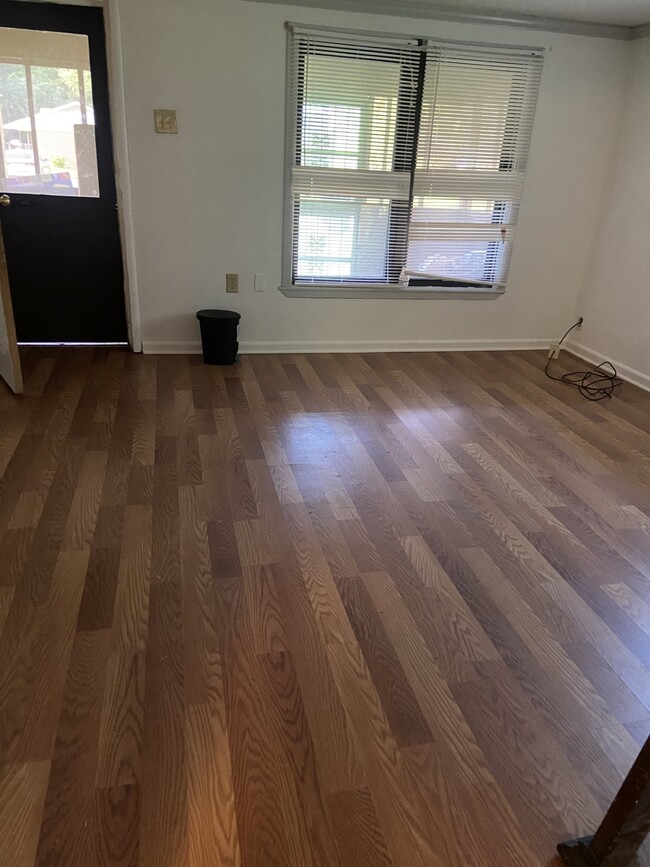 2128 Cunard Ave Unit DUPLEX SIDE RENTAL, Baton Rouge, LA 70807