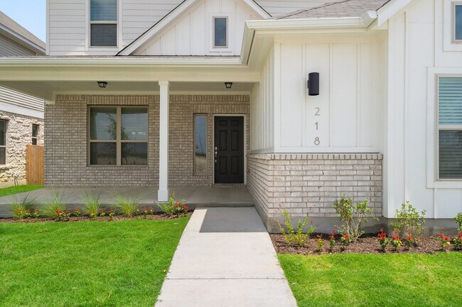 168 Rieber Rd unit 36481207, Kyle, TX 78740 - photo 4