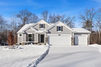 2103 Quarter Horse Dr NE, Cedar Springs, MI 49319