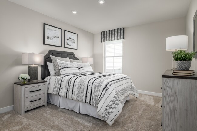 2264 Stony Creek Dr, Whitestown, IN 46075 - photo 7