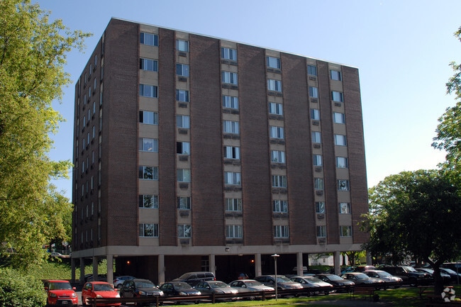 Bethlehem Towers, Bethlehem, PA 18018 - photo 4