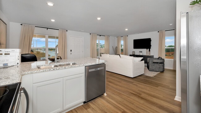 21377 Scuttle St, Athens, AL 35613 - photo 4