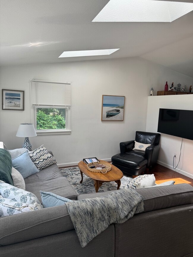 6 Wood Sorrel Trail, Saunderstown, RI 02874 - photo 2