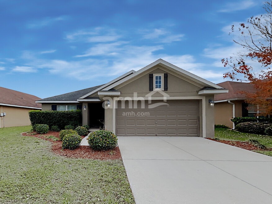 10710 Standing Stone Dr, Wimauma, FL 33598 - photo 1