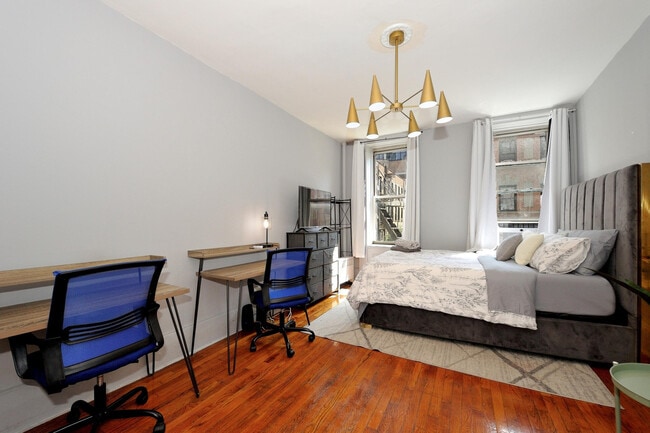 410 E 92nd St unit FL3-ID1039011P, New York, NY 10128 - photo 2