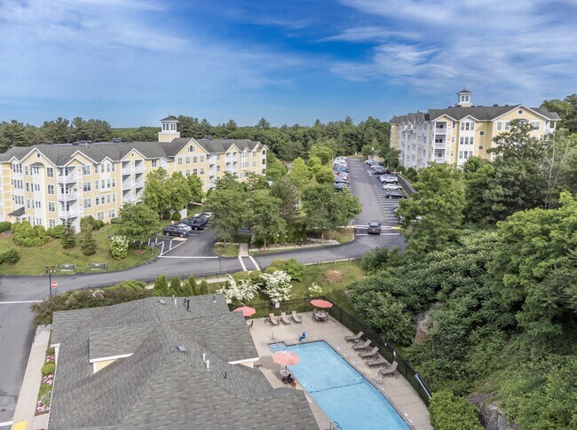 Lynnfield Commons, Lynnfield, MA 01940 - photo 3