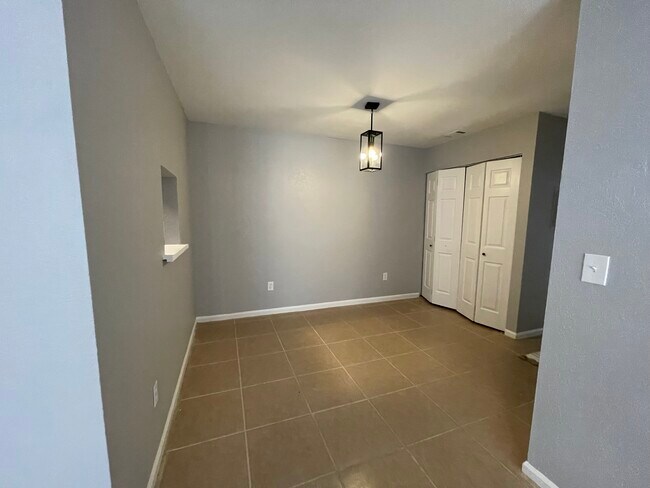 Bryn Mawr Apartments, Tallahassee, FL 32304 - photo 7