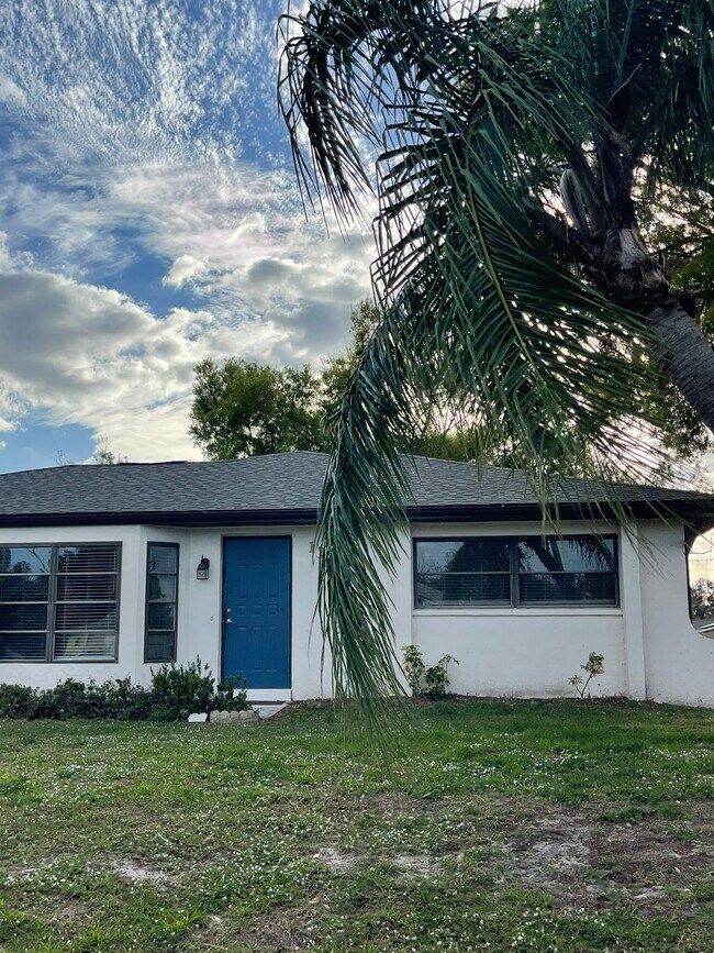 1395 Hayworth Rd, Port Charlotte, FL 33952