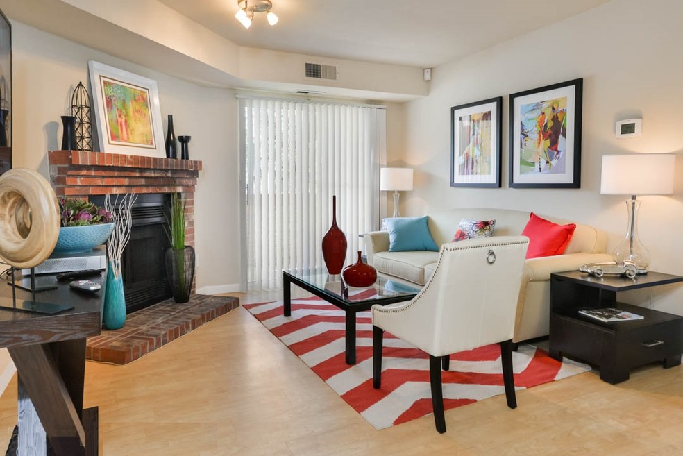 Edge DTC, Denver, CO 80237 - photo 1