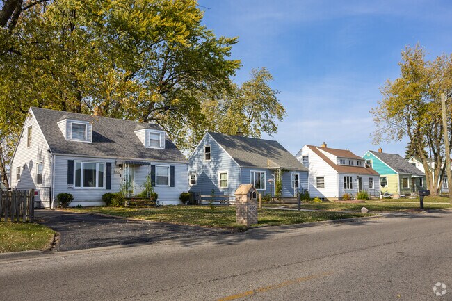 This row of cottages in Hidden Glen shows the charm of the neighborhood.