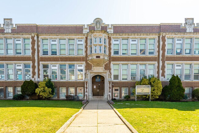 Winfield Scott School #2 is a fine learning institution in Downtown Elizabeth, NJ.