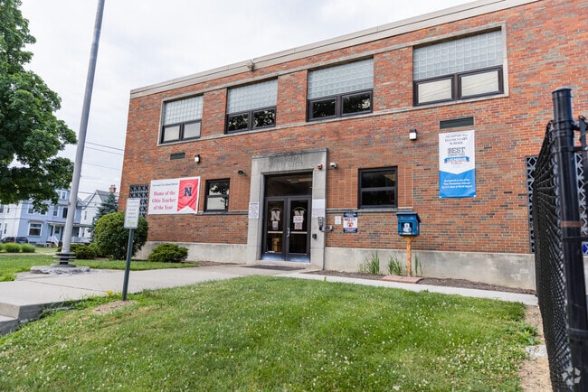 Alternative entrance to Sharpsburg Primary School in the Norwood neighborhood.