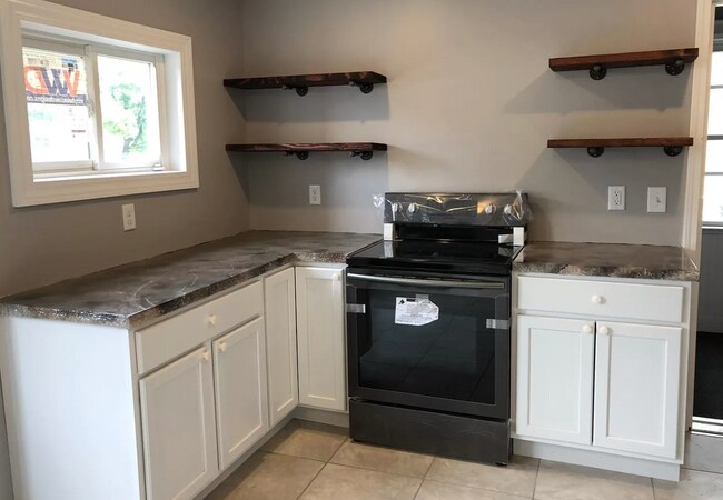 402 W Ferry St unit 1, Buffalo, NY 14213 - photo 5