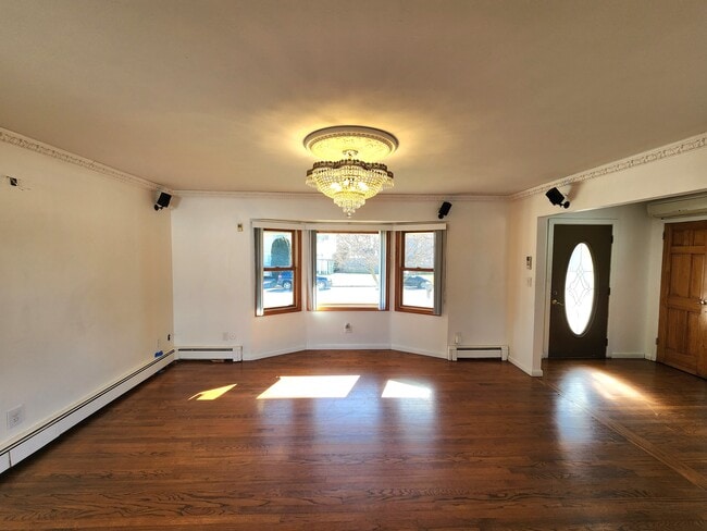 30 Wilson St, Brentwood, NY 11717 - photo 3