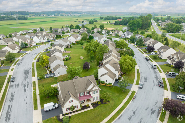 The neighborhood in Clay is country-living with a suburban touch.