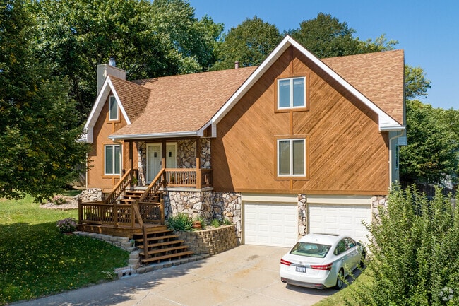 Piedmont Wycliffe features diverse home styles, from ranches to two-story traditionals.