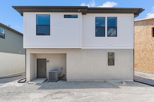 574 N Cornstalk Ln, Lindon, UT 84042 - photo 4