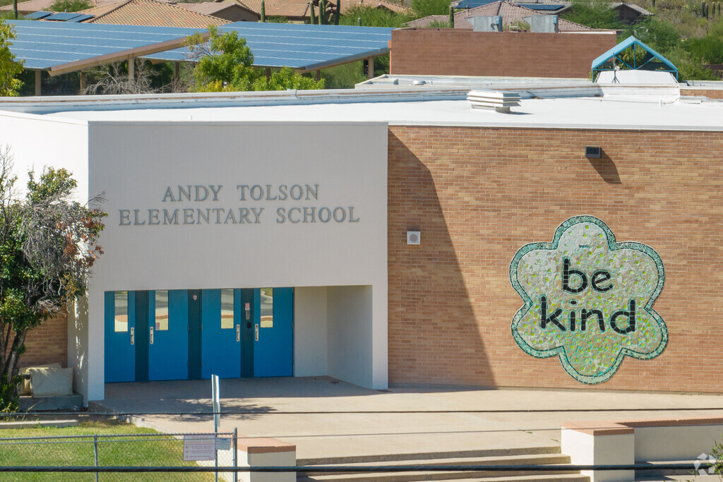 Tolson Elementary School is a fan of its participation in quarterly performances in Starr Pass.