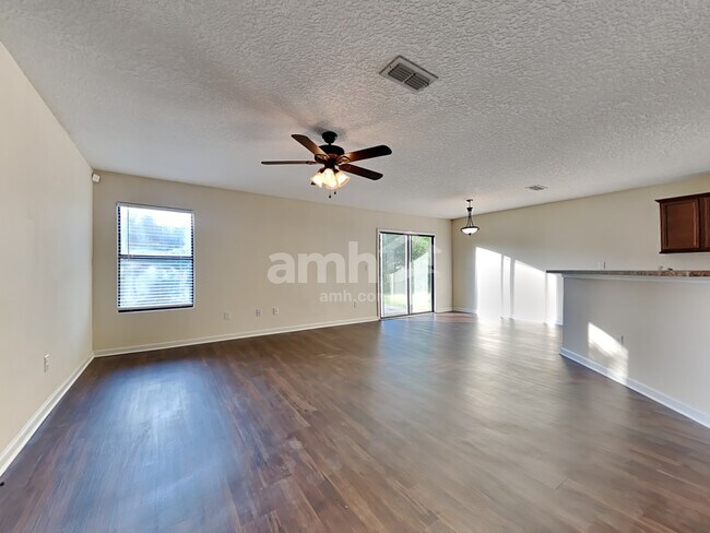 9630 Mayville Dr E, Jacksonville, FL 32222 - photo 3