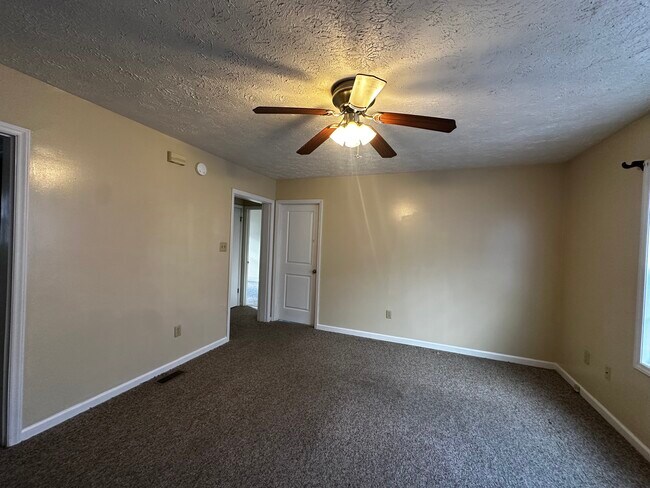 4850 National Rd unit 1A, Triadelphia, WV 26059 - photo 3