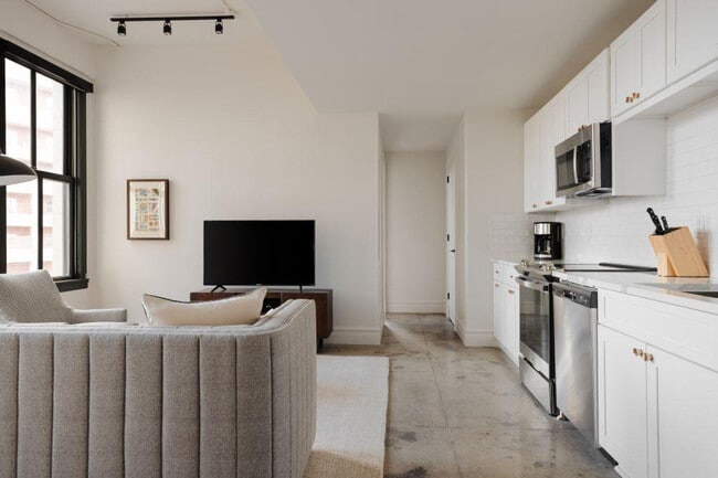 505 E Travis St unit ID1267136P, San Antonio, TX 78205 - photo 4