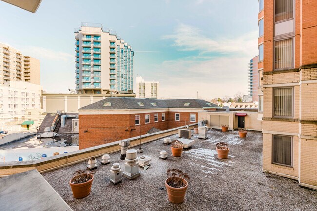 4835 Cordell Ave unit FL10-ID1234, Bethesda, MD 20814 - photo 7