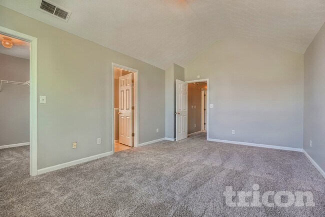 3250 Diamond Bluff, Union City, GA 30291 - photo 7