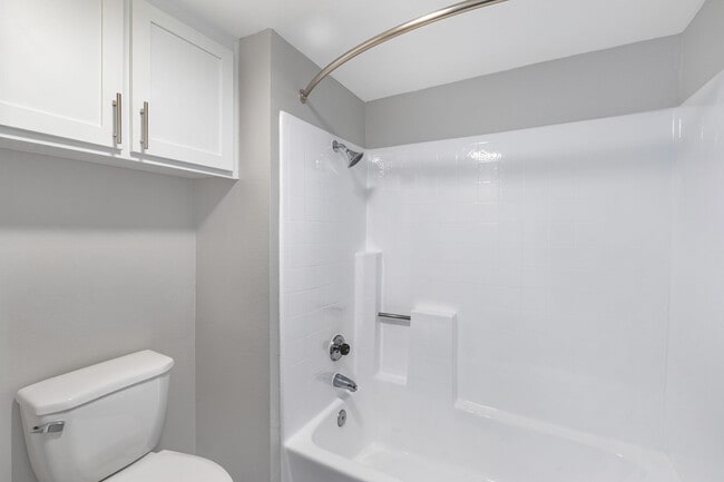 310 Jefferson Apartments, Placentia, CA 92870 - photo 6