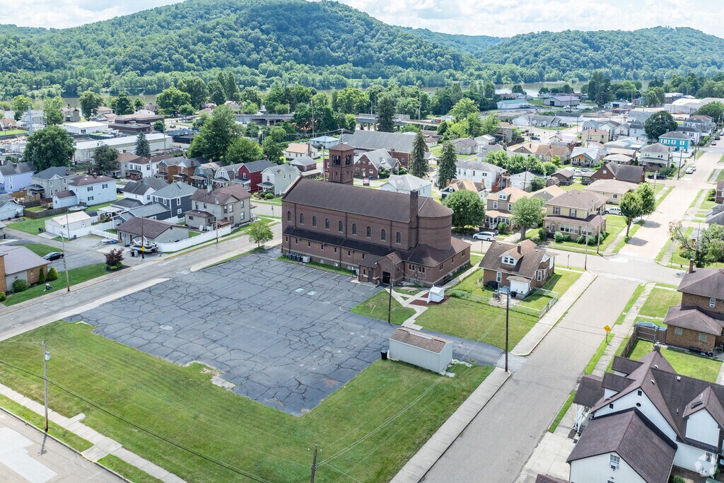 Students start their education at St. Francis Central School.