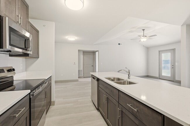 Flats at Twenty, La Grange, KY 40031 - photo 2