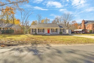 7410 Marlbrook Dr, Charlotte, NC 28212