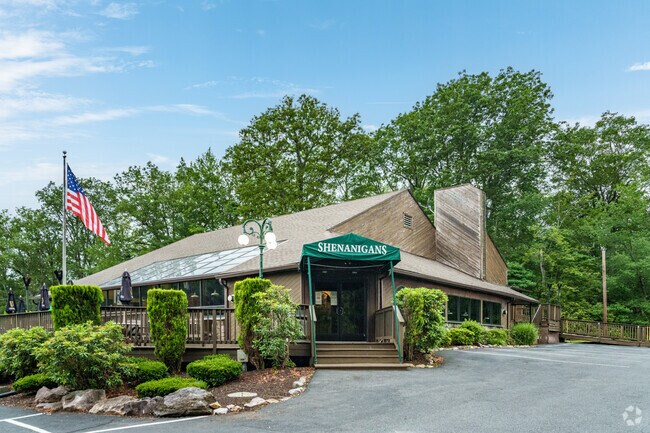 Shenanigan’s has been a long-time, favorite night spot near Lake Harmony in Kidder.