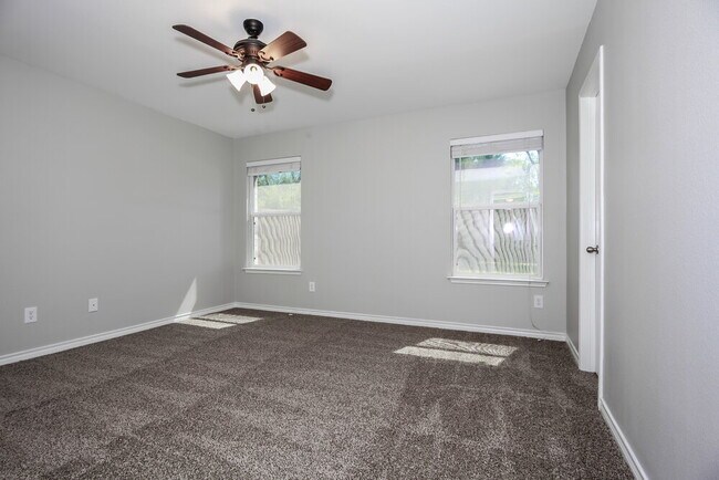 1172 Tomahawk Dr, Dallas, TX 75253 - photo 6