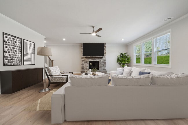 404 Balboa St, Matthews, NC 28104 - photo 7