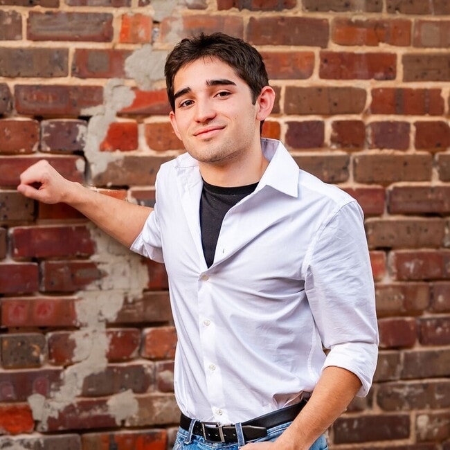 Agent Photo