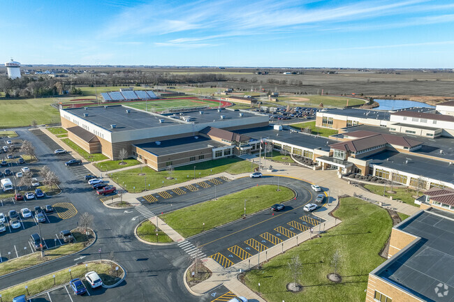 Dekalb High School has a 3.4/5 school rating.