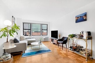 333 E 34th St Unit 17A, New York, NY 10016