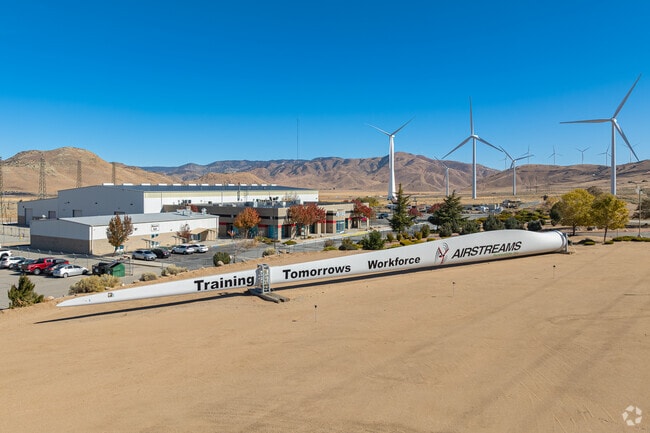 The Airstream Renewables teaches students about wind turbines in Tehachapi.